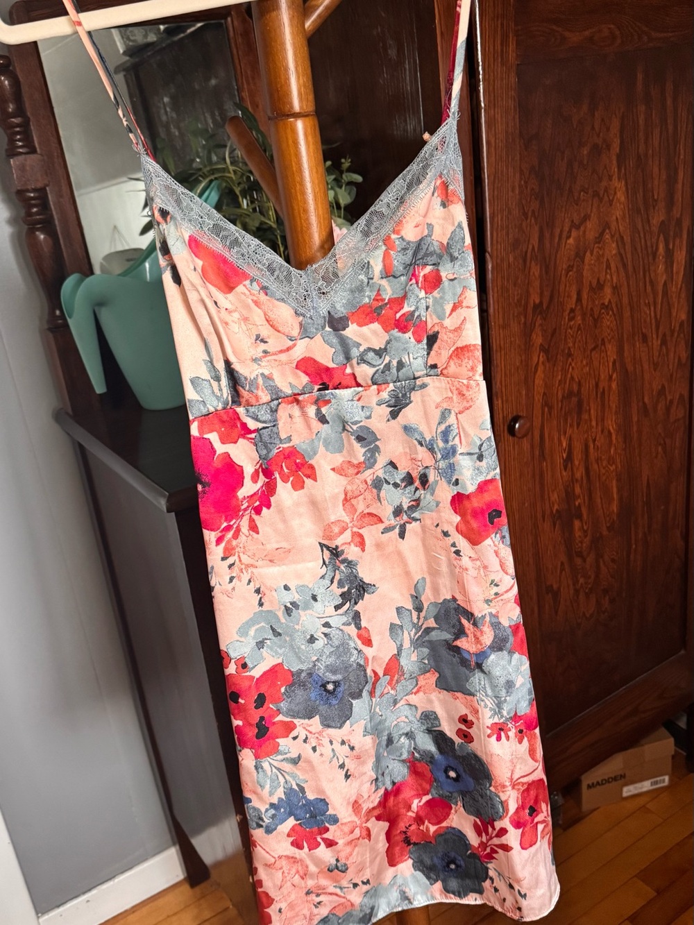 🌸 Midnight Bakery Floral Satin Lace Cami — Size Medium